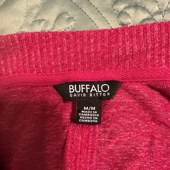 Buffalo David Bitton Fuchsia Knit Top bin1 - Picture 3 of 3